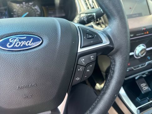 Used 2019 Ford Edge Titanium w/ Equipment Group 301A AWD/4WD image 41