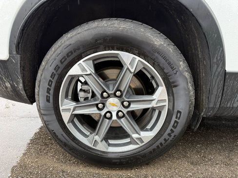 Used 2025 Chevrolet Blazer LT AWD/4WD image 7