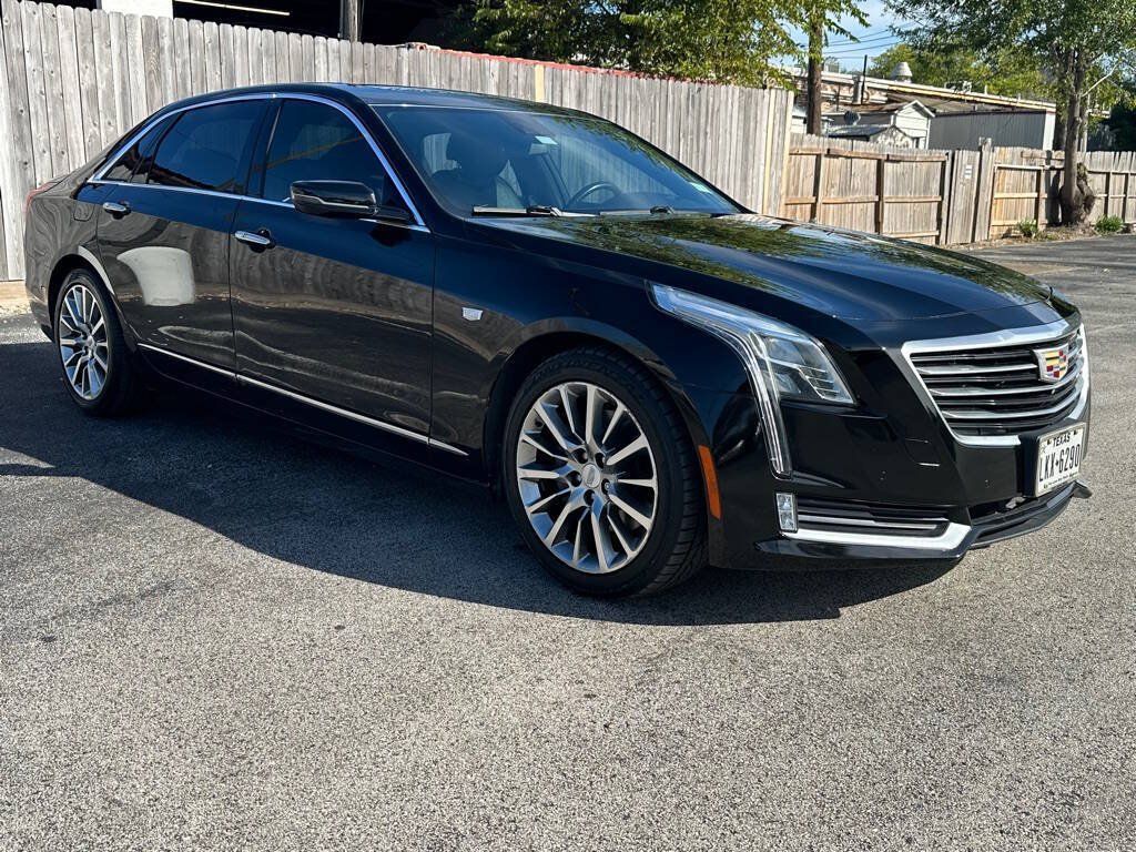 Used 2018 Cadillac CT6 Luxury AWD/4WD image 3