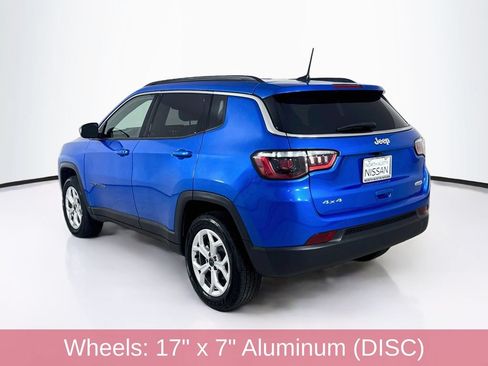 Used 2025 Jeep Compass Latitude AWD/4WD image 5