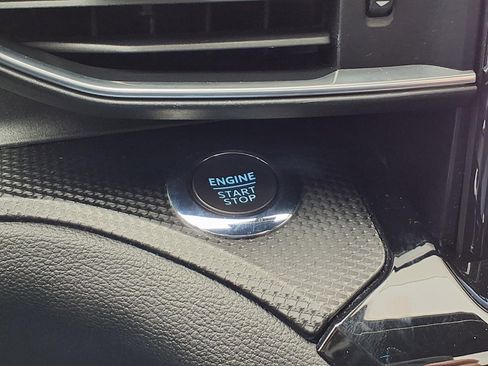 Used 2022 Ford Explorer ST w/ Equipment Group 401A image 24