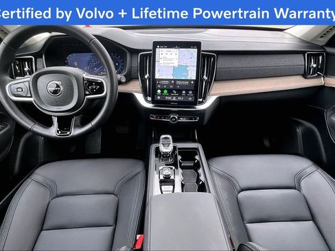 Certified 2025 Volvo XC90 B6 Plus image 19