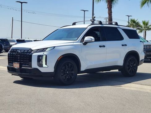 Certified 2024 Hyundai Palisade SEL FWD image 2