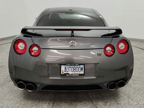 Used 2009 Nissan GT-R Premium AWD/4WD image 19