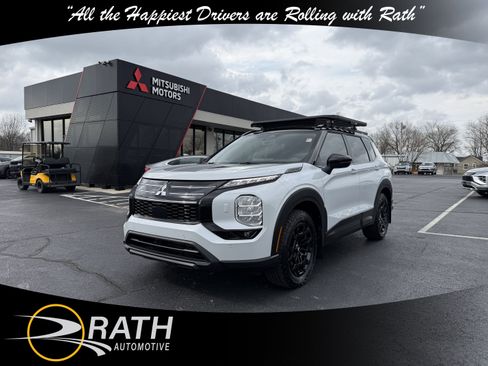 New 2026 Mitsubishi Outlander Trail Edition image 4