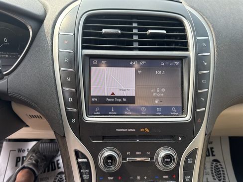 Used 2020 Lincoln Nautilus Reserve w/ Equipment Group 201A AWD/4WD image 29