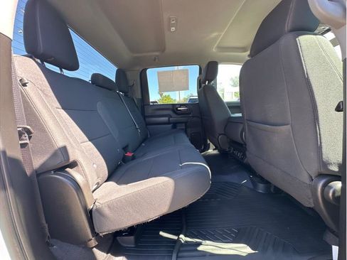 Used 2023 Chevrolet Silverado 2500 LT w/ Convenience Package AWD/4WD image 12