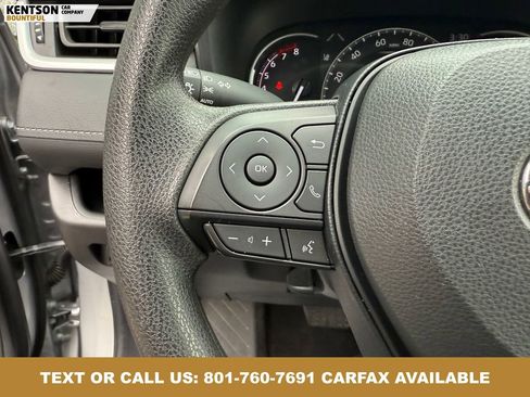 Used 2025 Toyota RAV4 XLE AWD/4WD image 19
