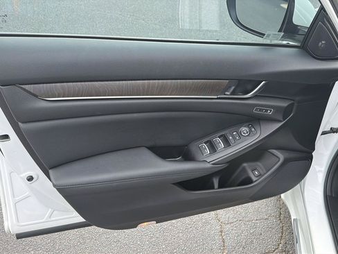 Used 2021 Honda Accord EX-L image 15