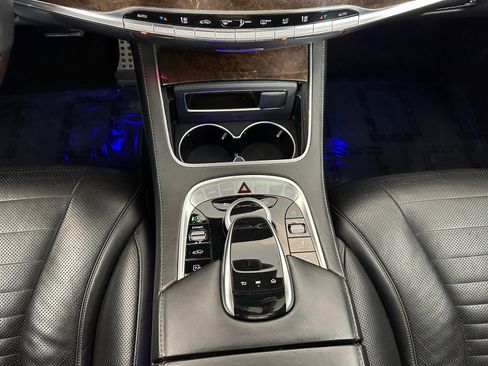 Used 2020 Mercedes-Benz S 560 4MATIC Sedan image 19