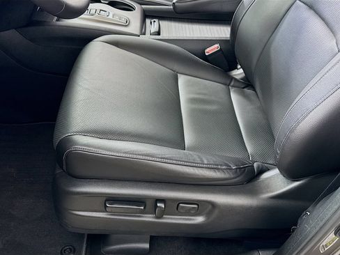 Used 2023 Honda Ridgeline RTL-E image 9