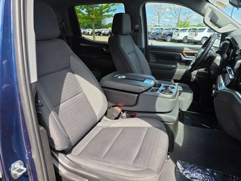 Used 2023 Chevrolet Silverado 1500 LT AWD/4WD image 11