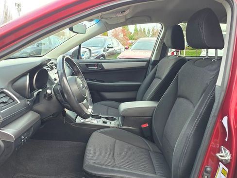 Used 2019 Subaru Outback 2.5i Premium image 24