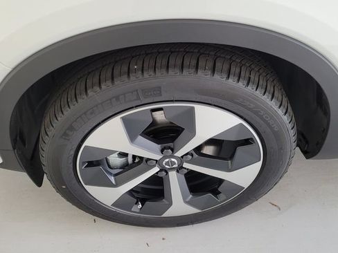New 2026 Volvo XC40 B5 Plus w/ Protection Package Premier AWD/4WD image 25