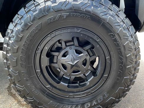 Used 2018 Jeep Wrangler Unlimited Sport S image 15