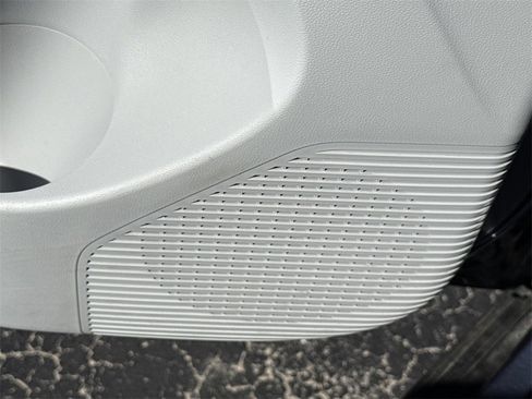 Used 2024 Hyundai Kona SEL image 33