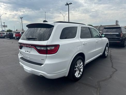Used 2024 Dodge Durango GT AWD/4WD image 3