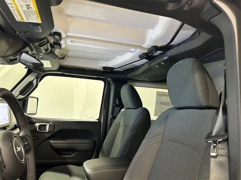 New 2025 Jeep Wrangler Sport S image 26