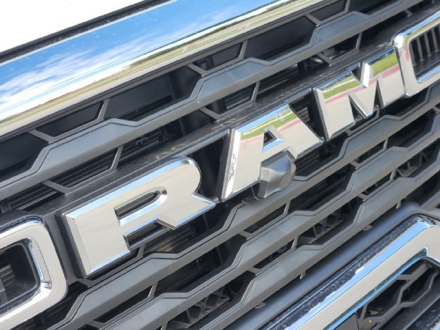 Used 2025 RAM 2500 Big Horn AWD/4WD image 13