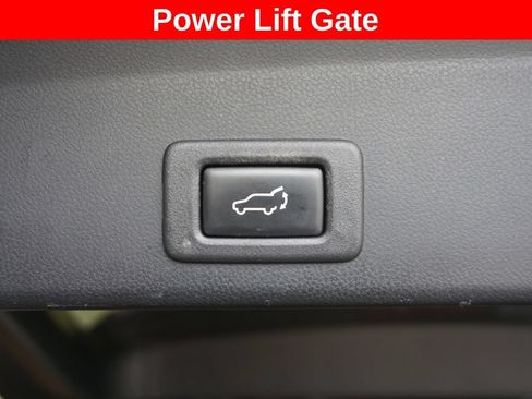 Used 2019 Subaru Ascent Premium AWD/4WD image 17