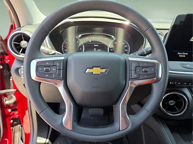 New 2026 Chevrolet Blazer LT w/ LPO, Black Sport Package AWD/4WD image 24