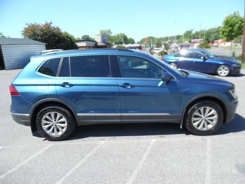 Used 2018 Volkswagen Tiguan SE AWD/4WD image 7