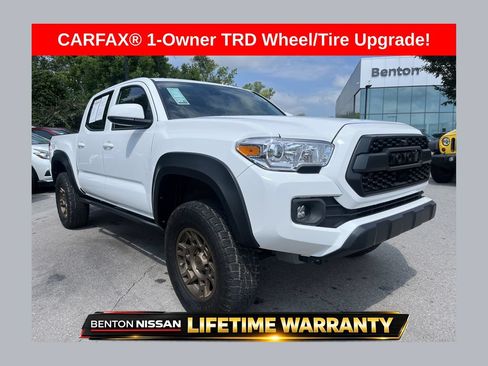 Used 2023 Toyota Tacoma SR AWD/4WD image 1