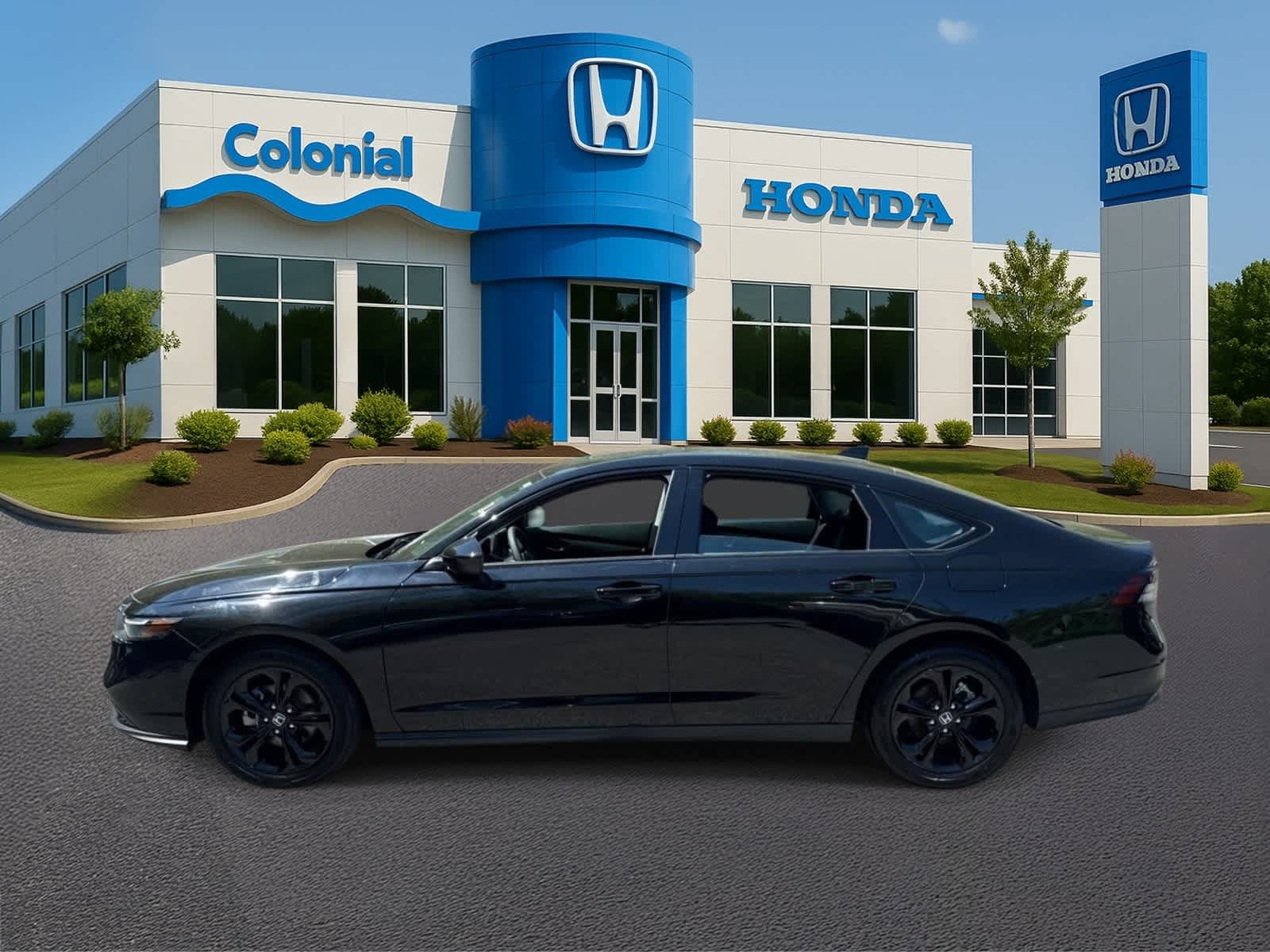 Used 2025 Honda Accord SE image 3