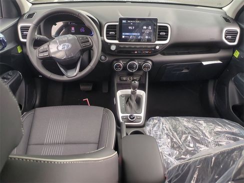 New 2026 Hyundai Venue SEL image 21