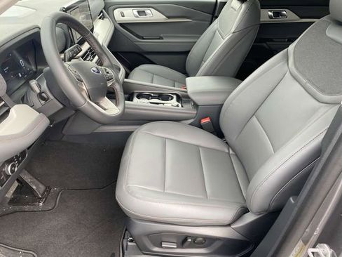 New 2026 Ford Explorer Active w/ Active Comfort Package RWD image 12