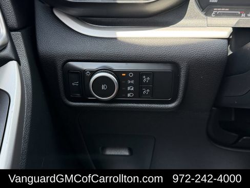 Used 2024 Ford Explorer XLT w/ Equipment Group 202A AWD/4WD image 25