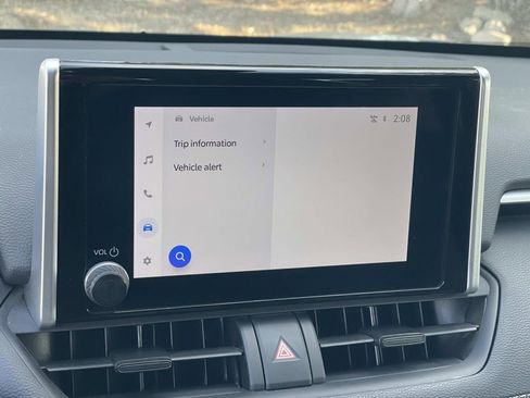 Used 2024 Toyota RAV4 LE image 12