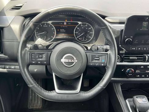 Used 2022 Nissan Pathfinder SL AWD/4WD image 13