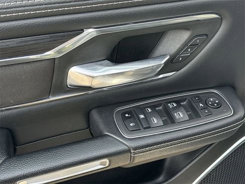 Used 2024 RAM 1500 Laramie image 15