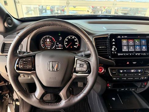 Used 2024 Honda Ridgeline Black Edition image 10