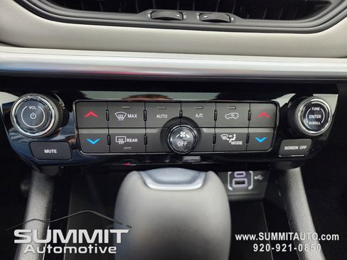 New 2026 Jeep Compass Limited w/ Sun, Sound & Navigation Group image 47