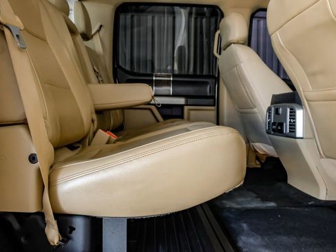 Used 2017 Ford F250 Lariat w/ Lariat Ultimate Package image 33