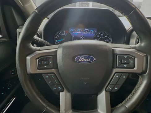 Used 2020 Ford Expedition Platinum RWD image 18