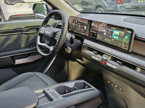 New 2026 Kia EV9 Light image 10