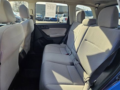 Used 2015 Subaru Forester 2.5i Premium w/ All-Weather Package image 15