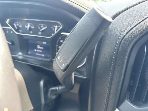 Used 2020 GMC Sierra 1500 Elevation w/ Elevation Value Package AWD/4WD image 15