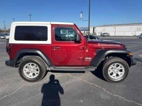 Used 2021 Jeep Wrangler Sport image 5