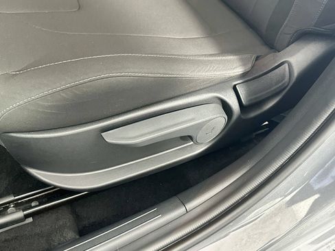 Used 2023 Hyundai Elantra Blue FWD image 18