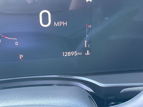 Used 2025 Buick Envista Sport Touring image 40