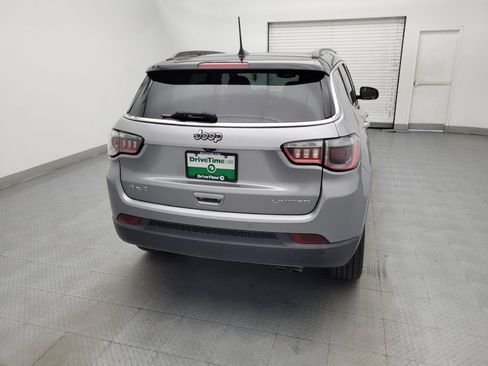 Used 2018 Jeep Compass Limited w/ Navigation Group AWD/4WD image 7