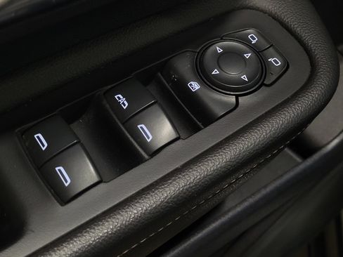 Used 2020 GMC Terrain SLT AWD/4WD image 27