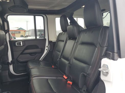 Used 2021 Jeep Wrangler Unlimited Rubicon w/ Xtreme Recon 35" Tire Package image 10