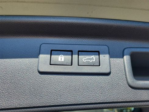 Used 2019 Subaru Forester Touring w/ Popular Package #3 image 14