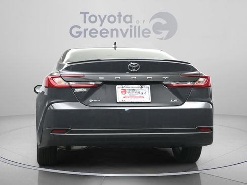 Used 2025 Toyota Camry LE FWD image 12