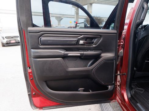 Used 2022 RAM 1500 Limited w/ Body Color Bumper Group image 40